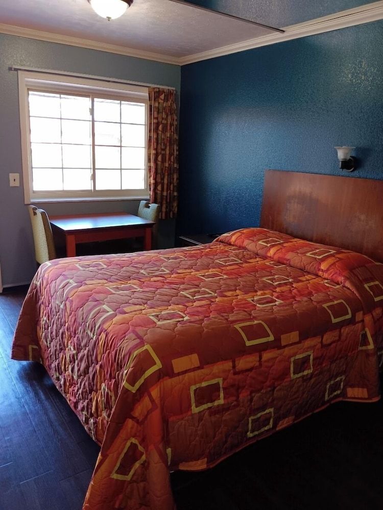 Fraser Motel Comfort Room 3