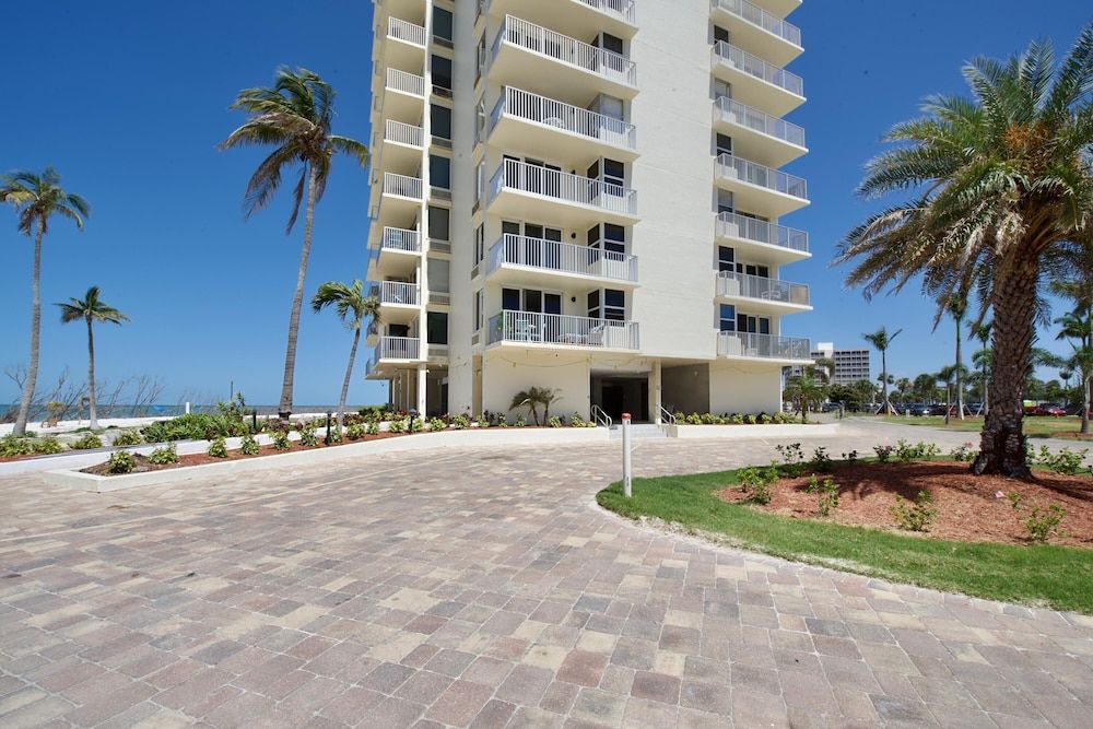 Estero Beach & Tennis 207-a