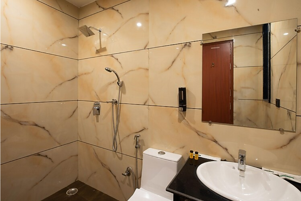 Aarchh Regency Premium Room 3