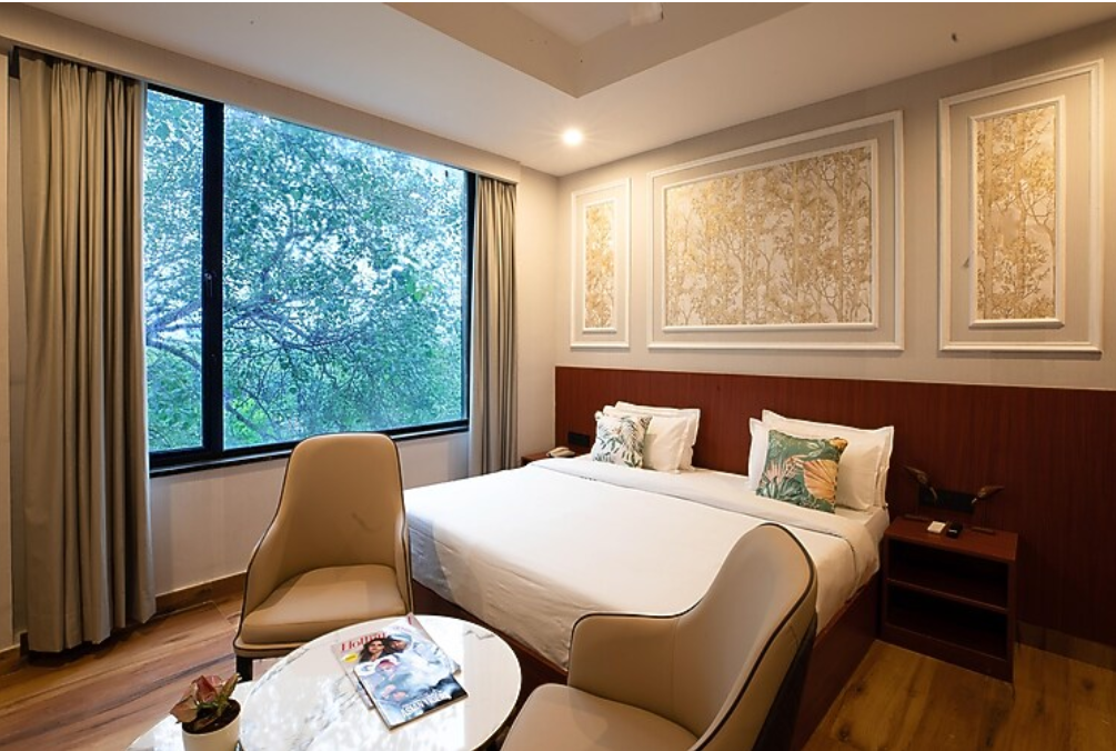 Aarchh Regency Premium Room