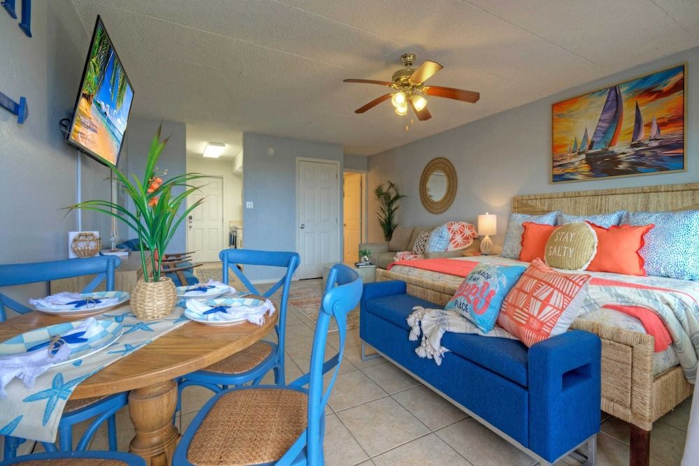 House (2 Bedrooms)