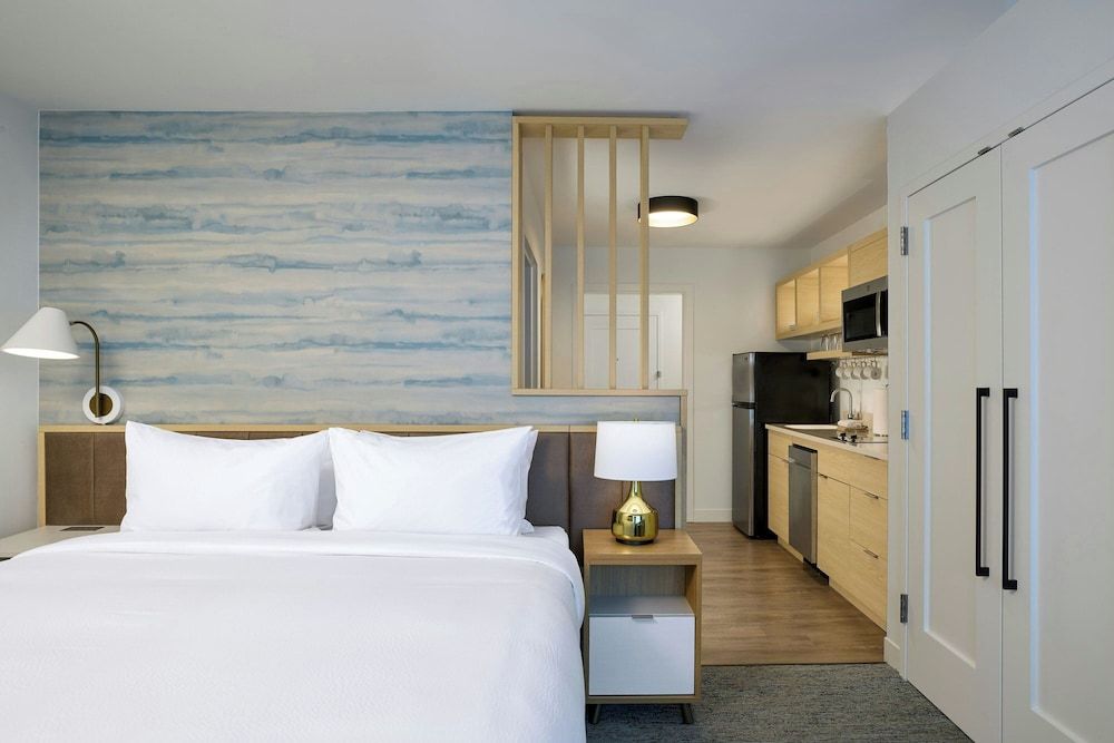 One Bedroom Suite