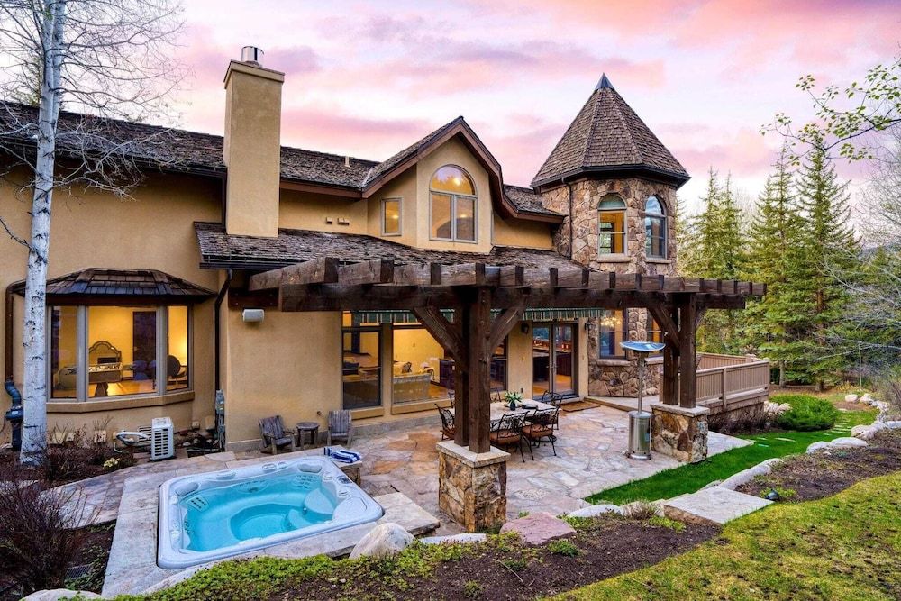 House (5 Bedrooms)