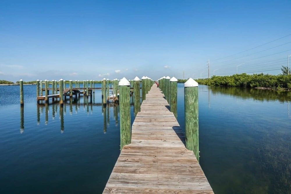 Waterfront Luxury Home - Tidelands House House 8