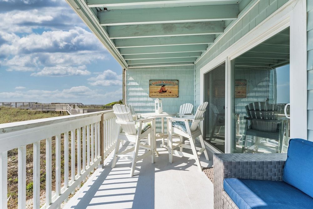Condo (2 Bedrooms)