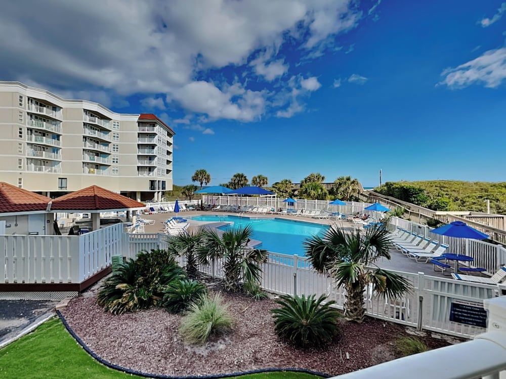 Condo (2 Bedrooms)