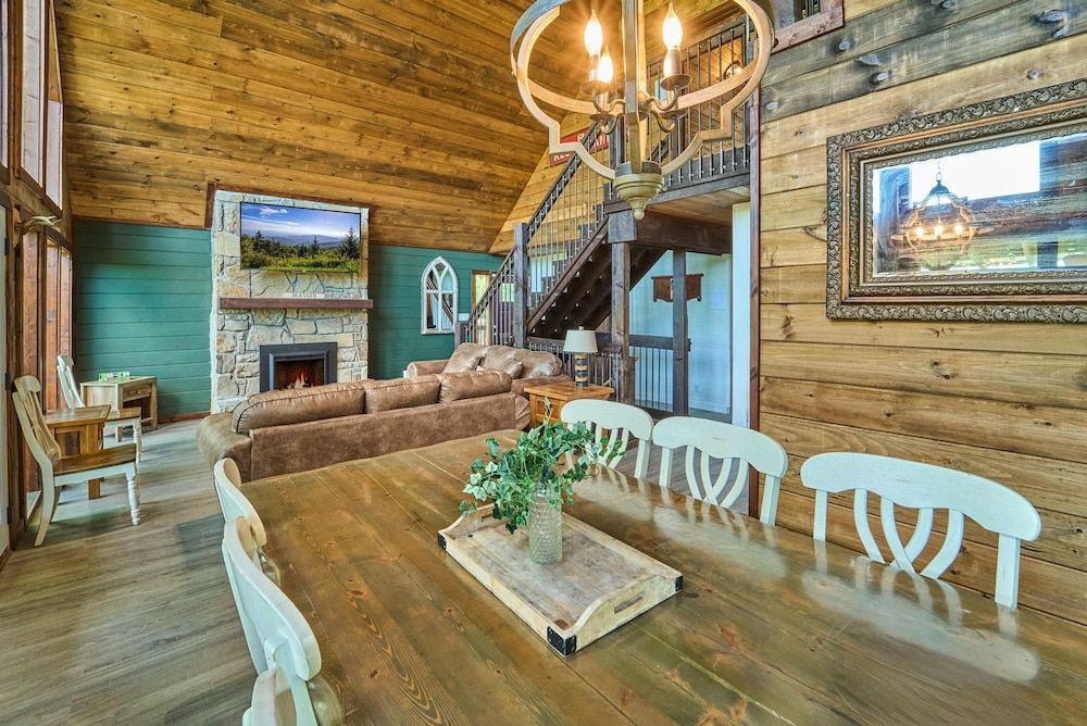 Family Friendly Getaway I Hot Tub In Gatlinburg Apartment 7