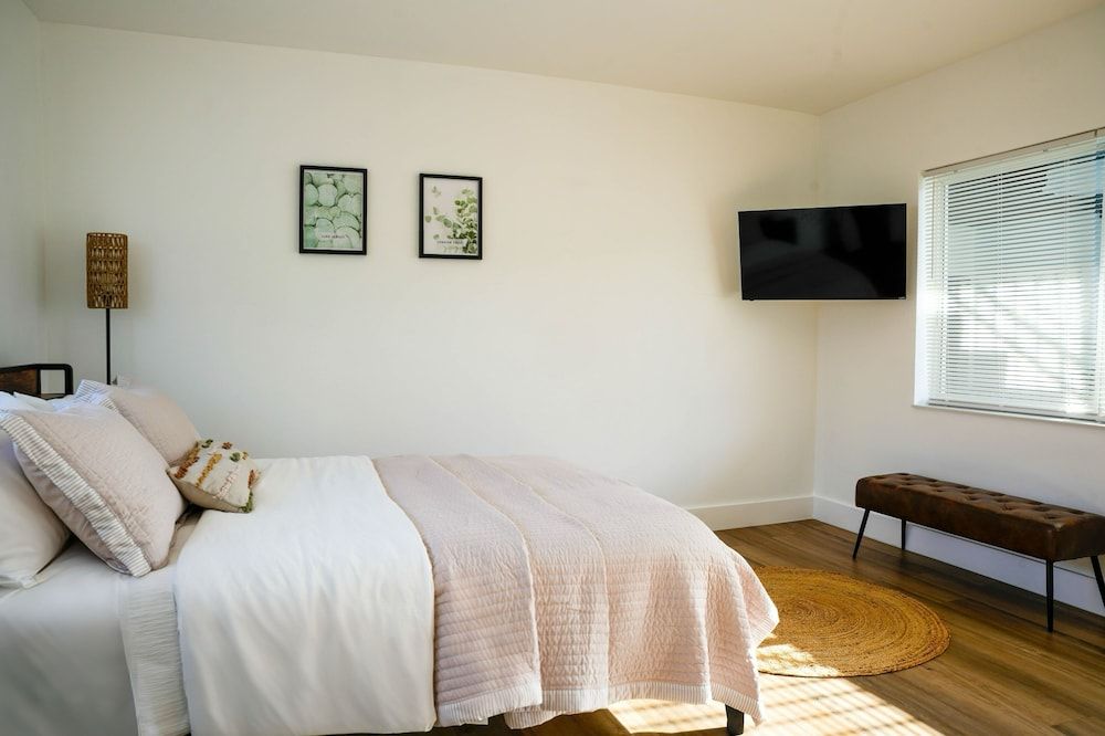 The Jaxon Signature Room 3