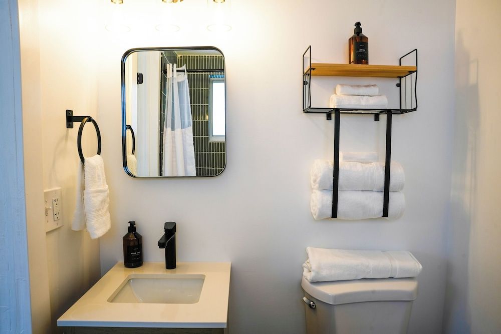 The Jaxon Classic Studio 6