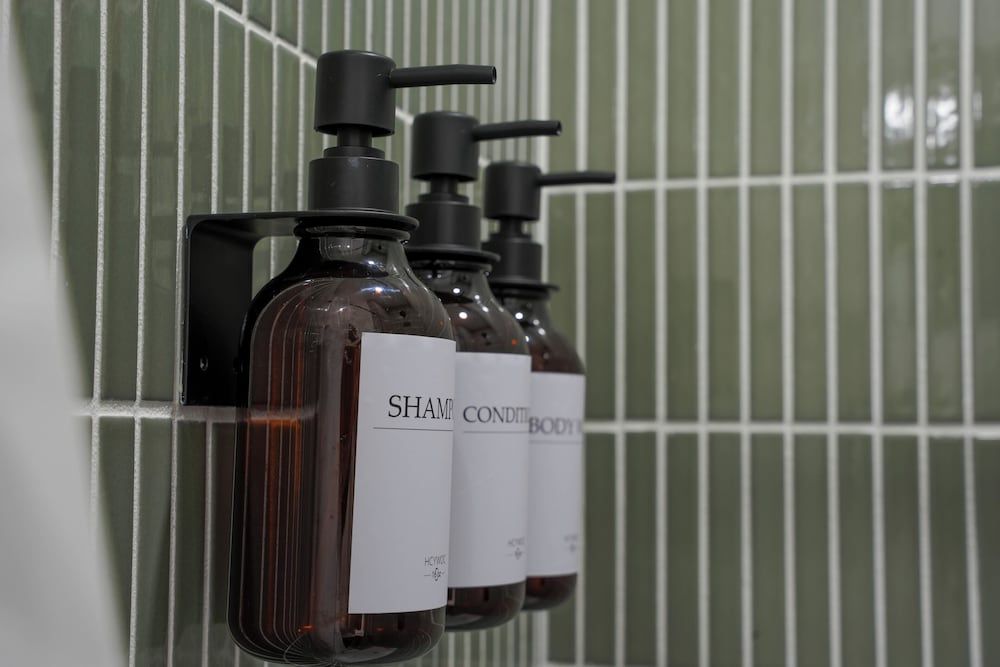 The Jaxon Classic Studio 4