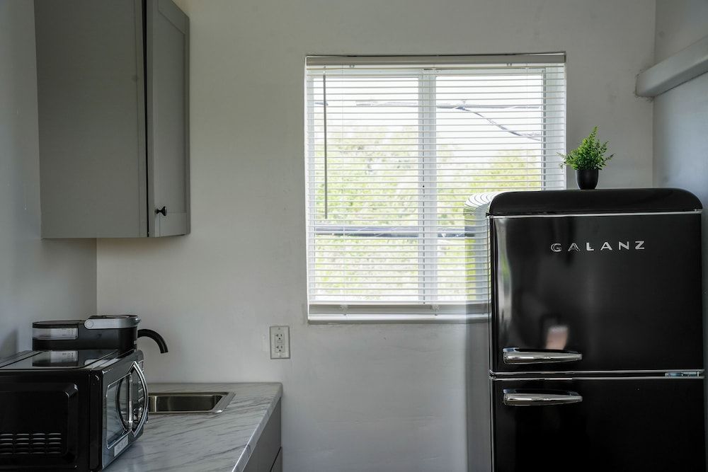 The Jaxon Classic Studio 3