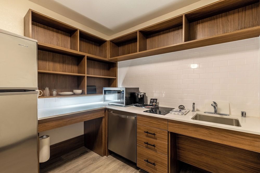 Everhome Suites San Bernardino - Loma Linda Suite, 1 King Bed, Accessible, Non Smoking 8