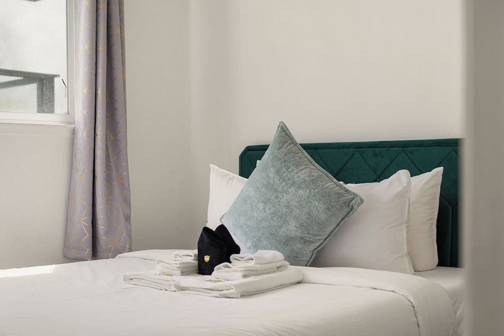 Stunning 2BR Ocean Mountain Sunset View Family Apartment, 2 Bedrooms, Balcony, Ocean View 10