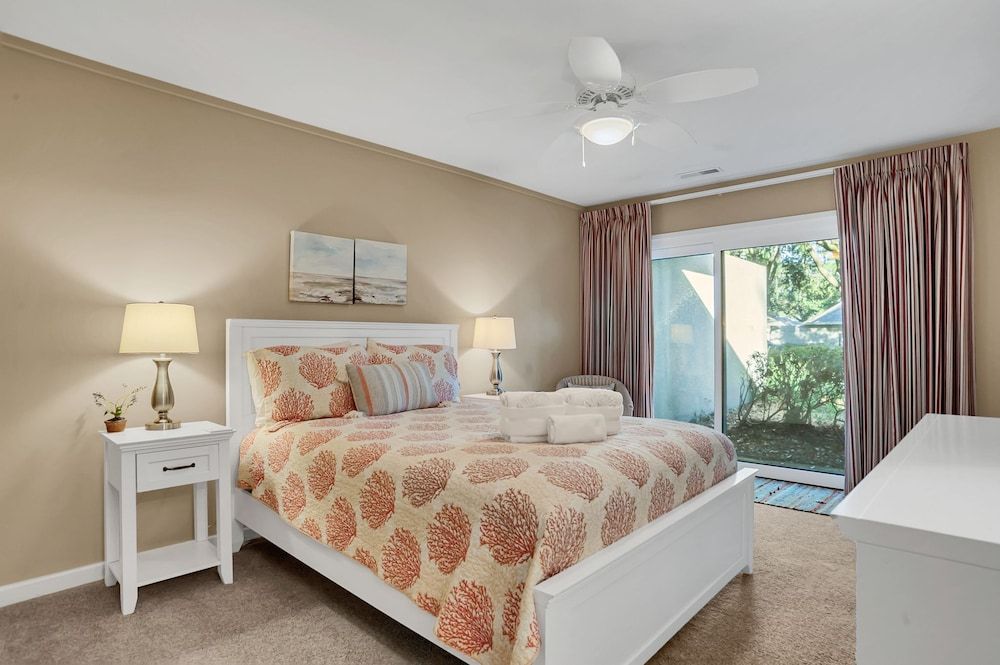 Villa, Multiple Beds, Kitchen (64 Fairway Lane)