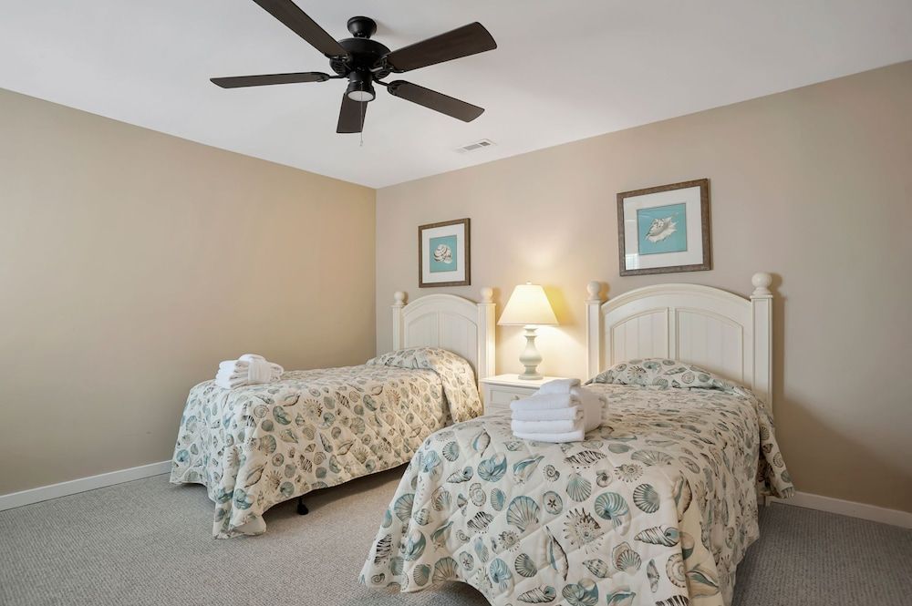 Villa, Multiple Beds, Kitchen, Pool View (32 Turtle Lane)