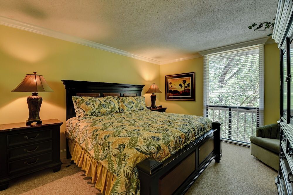 Villa, Multiple Beds, Kitchen (1033 Caravel Court)