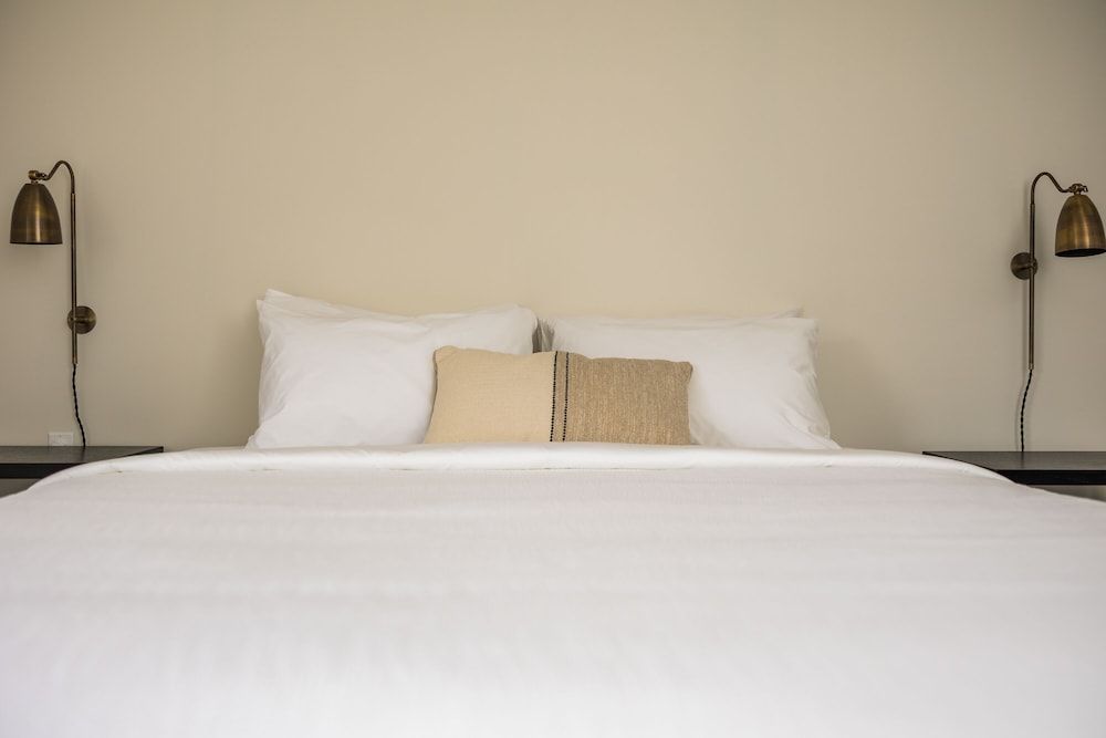 The Vic By Kasa King Room (Self Check-in) 6