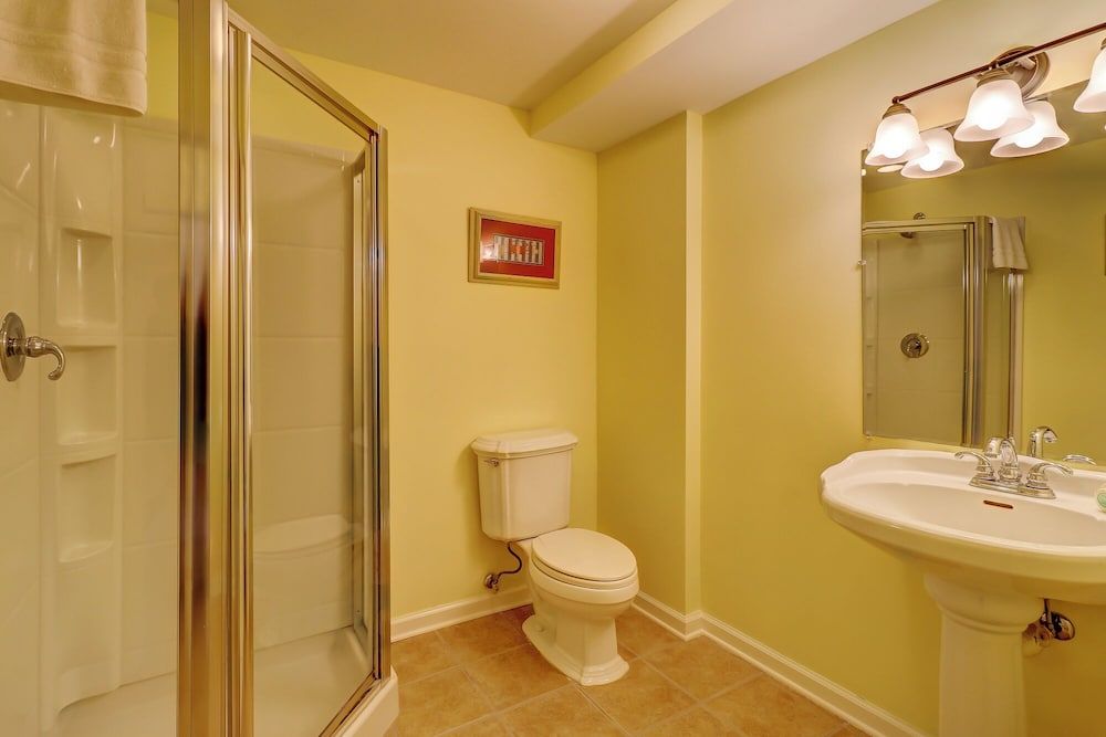 Villa, Multiple Beds, Kitchen, Pool View (1100 Harbour South Club Villa)