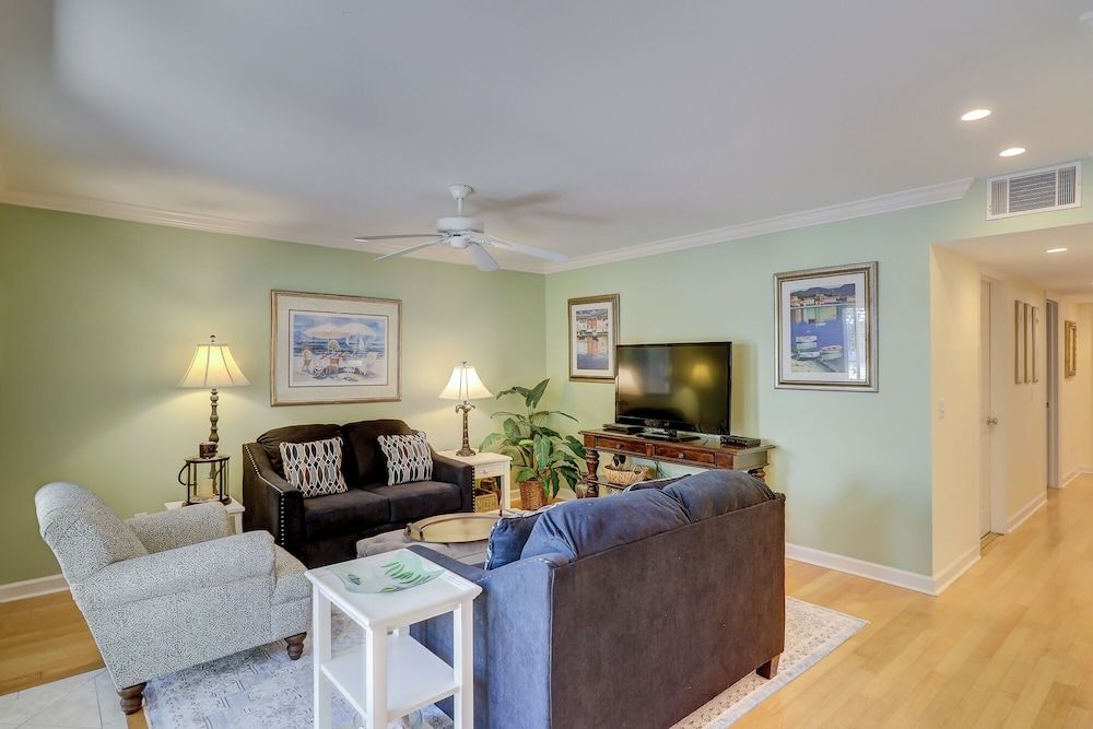 Villa, Multiple Beds, Kitchen, Garden View (865 Ketch Court)