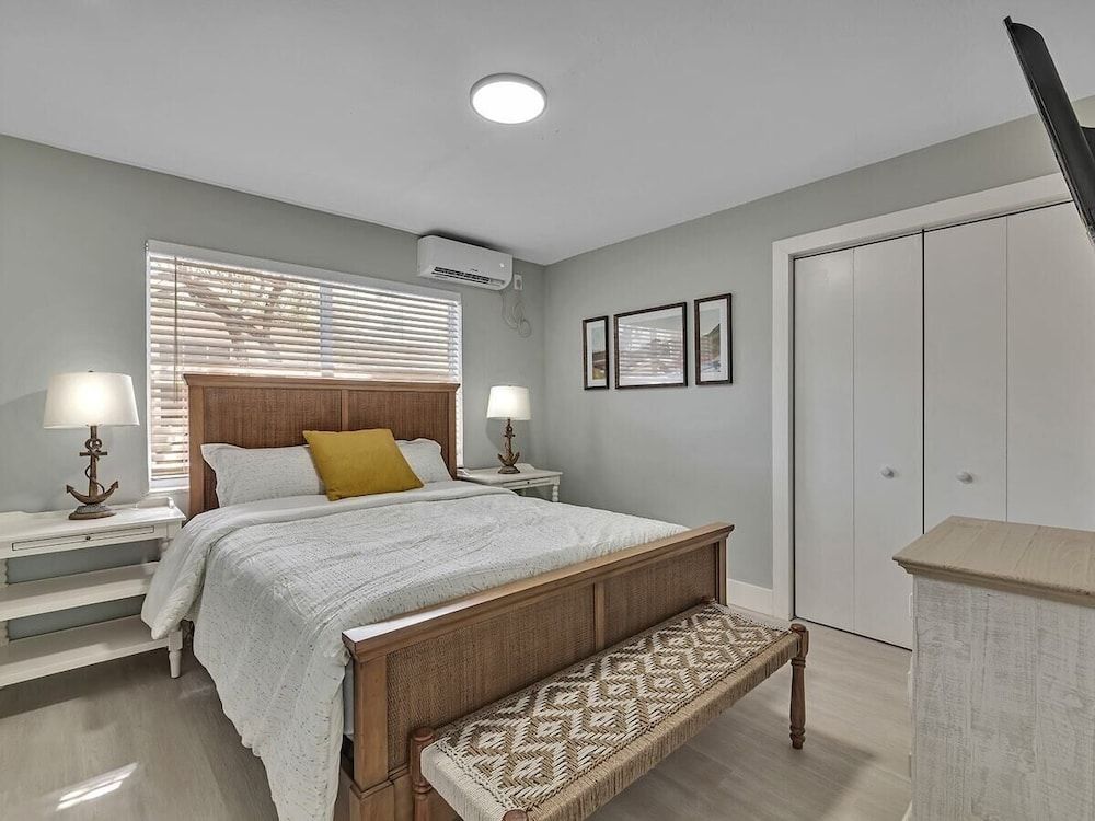 Apartment (1 Bedroom)