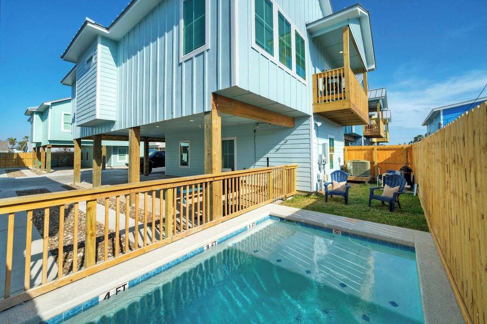 House (Multiple Bedrooms)