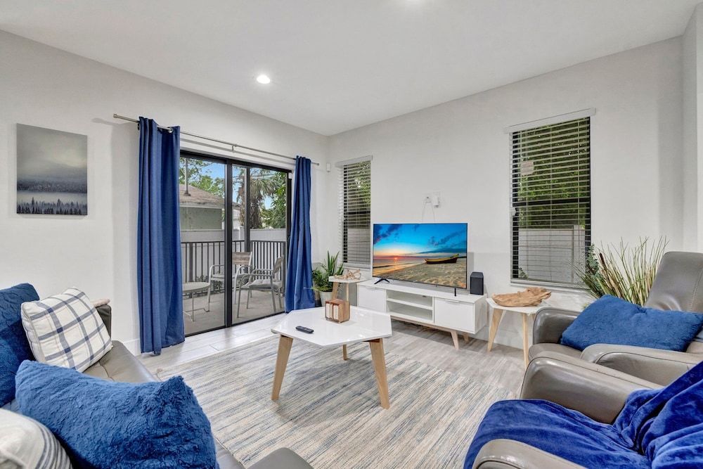 Family Townhome, 3 Bedrooms, Non Smoking