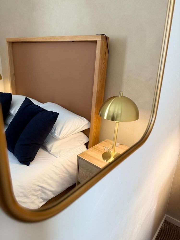 Unicorn Zebra Luxury Double Room, Non Smoking 2