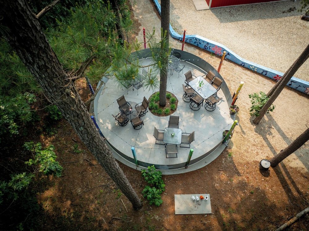 Hermann Grain Bins BNB Chicken Run 43