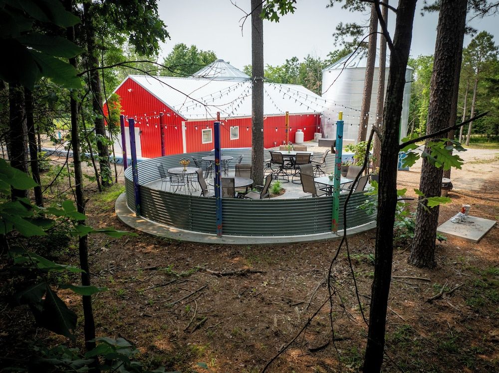 Hermann Grain Bins BNB Chicken Run 48