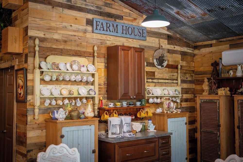 Hermann Grain Bins BNB Chicken Run 27