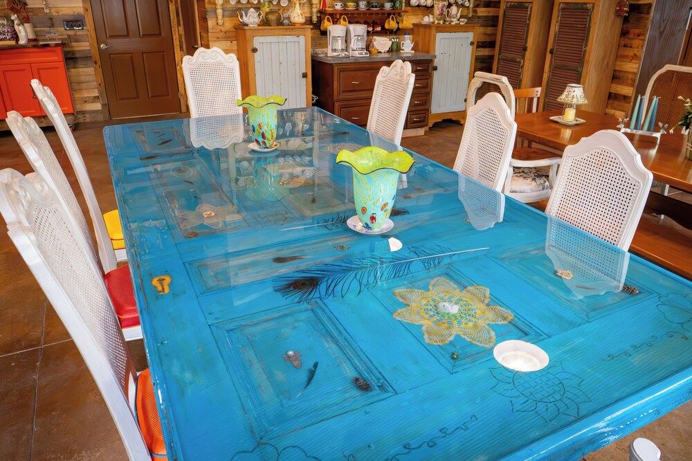 Hermann Grain Bins BNB Chicken Run 25