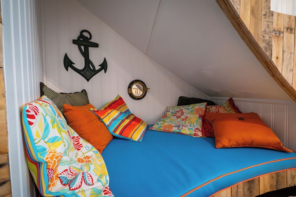 Hermann Grain Bins BNB Chicken Run 11