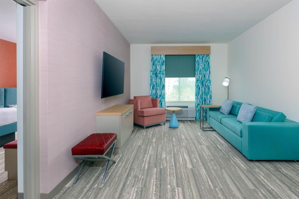 Hilton Garden Inn Cape Canaveral near Cocoa Beach Suite, 2 Queen Beds, Accessible (Hearing) 8