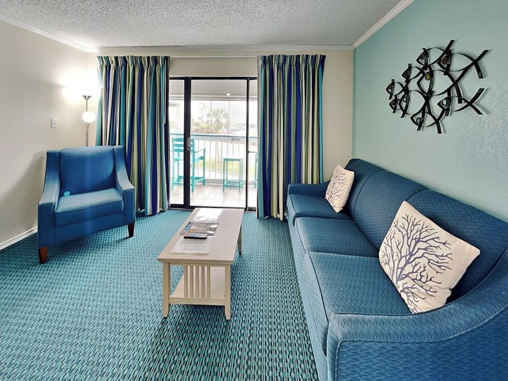 Condo (1 Bedroom)