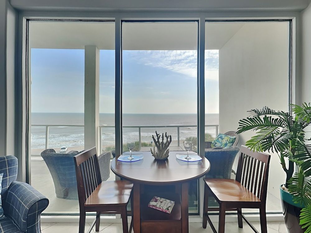 Condo (3 Bedrooms)