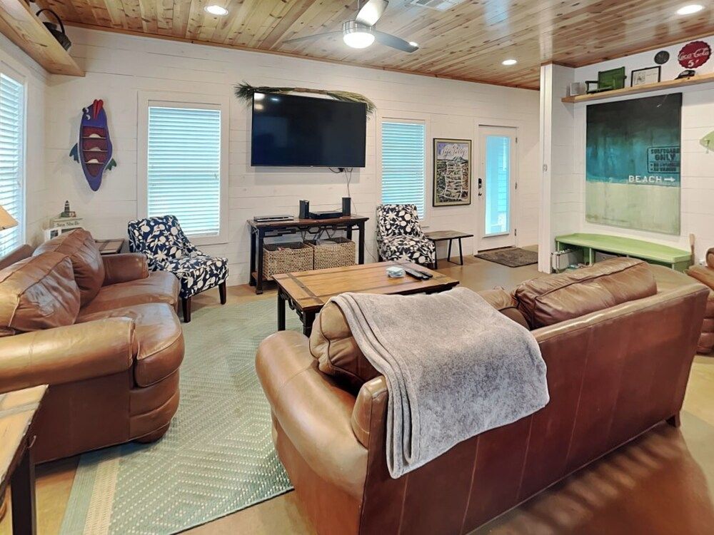 House (4 Bedrooms)
