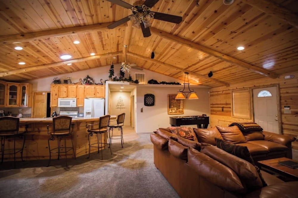 Signature Cabin, 3 Bedrooms, Non Smoking, Kitchen