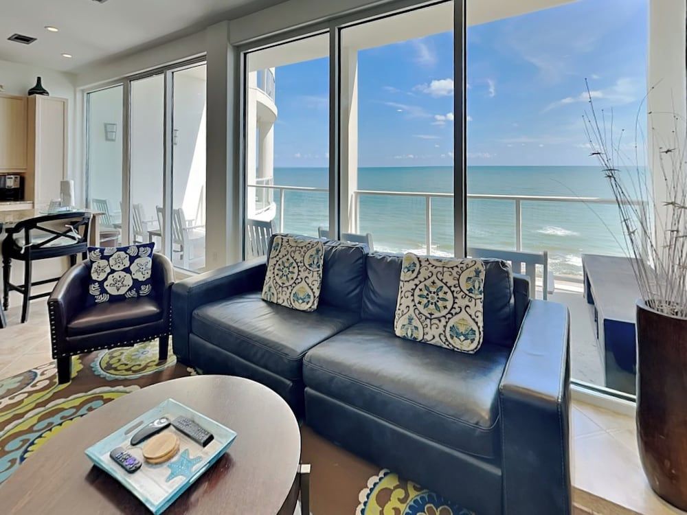 Condo (3 Bedrooms)