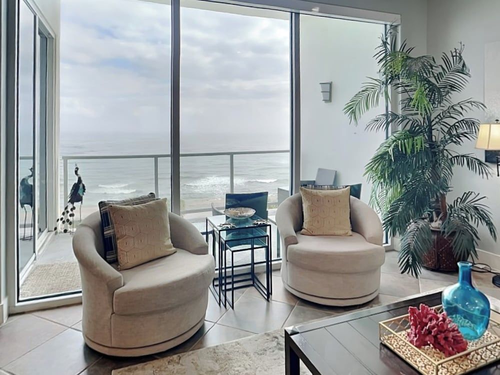 Condo (2 Bedrooms)