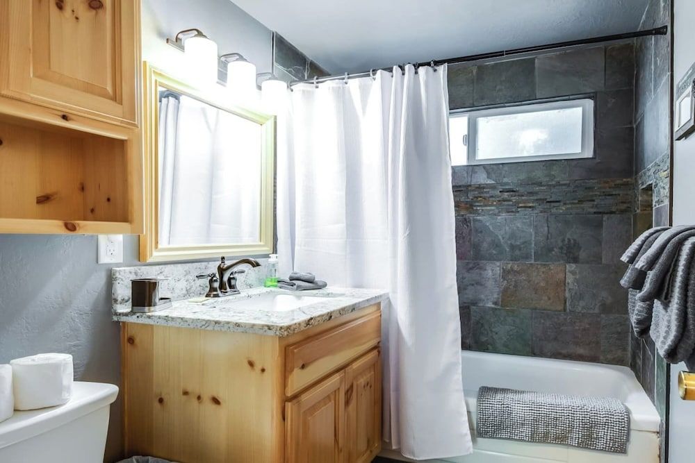 Walk to Alpine Slide - Almost a View Signature Cabin, 2 Bedrooms, Non Smoking, Kitchen 11