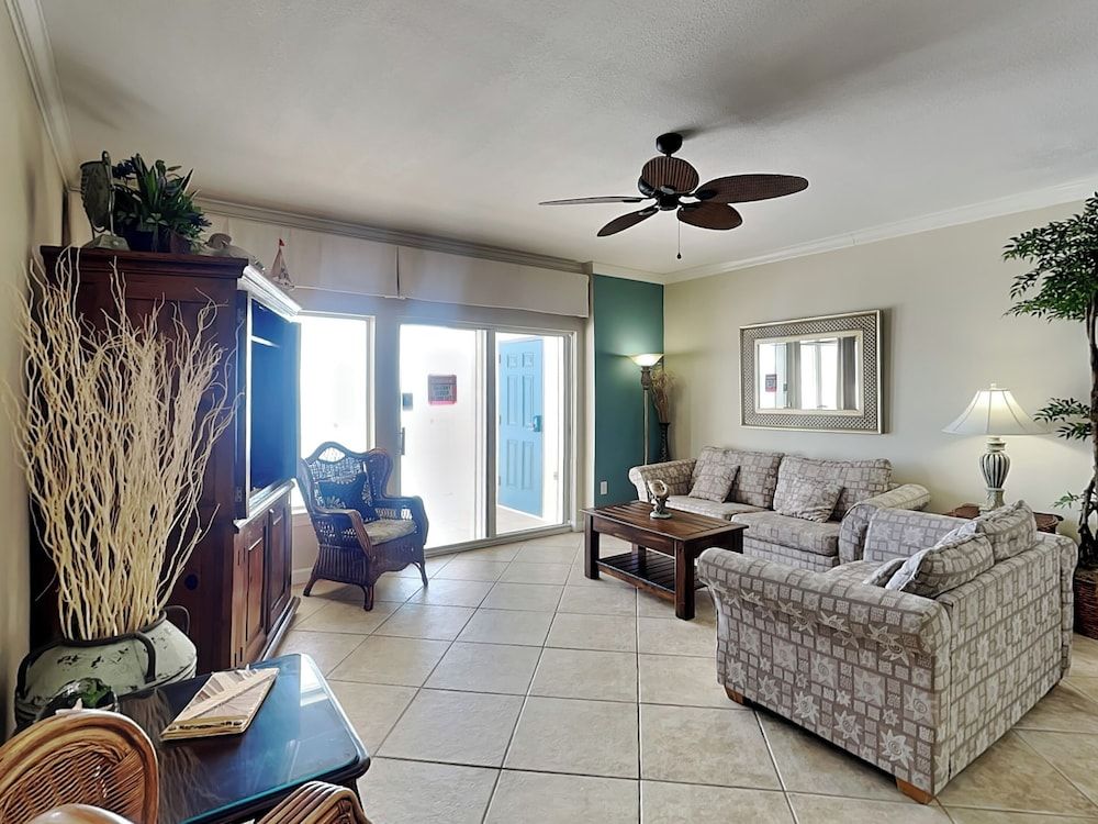 Condo (2 Bedrooms)