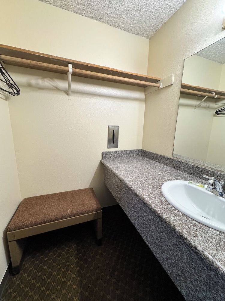 Federal way Motel Comfort Single Room 5