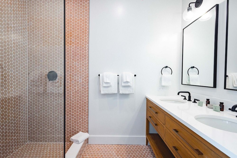 New Waterfront Home - Dreamside House House 41