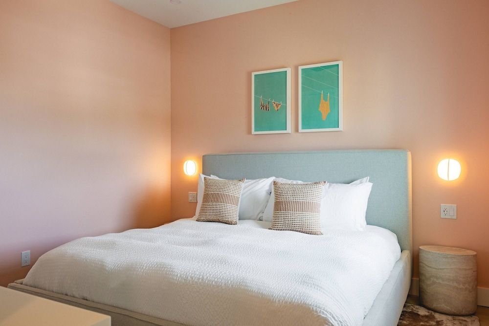 New Waterfront Home - Dreamside House House 40