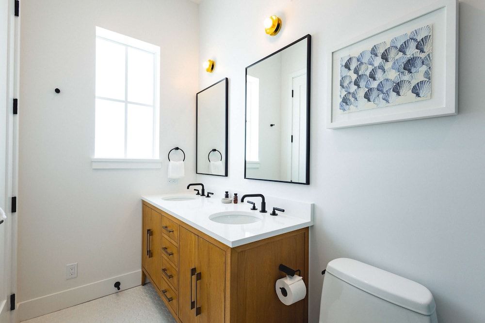 New Waterfront Home - Dreamside House House 14