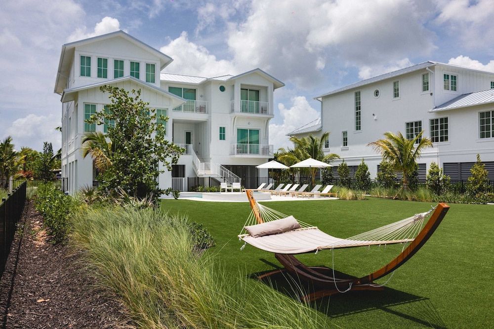 New Waterfront Home - Dreamside House House 55