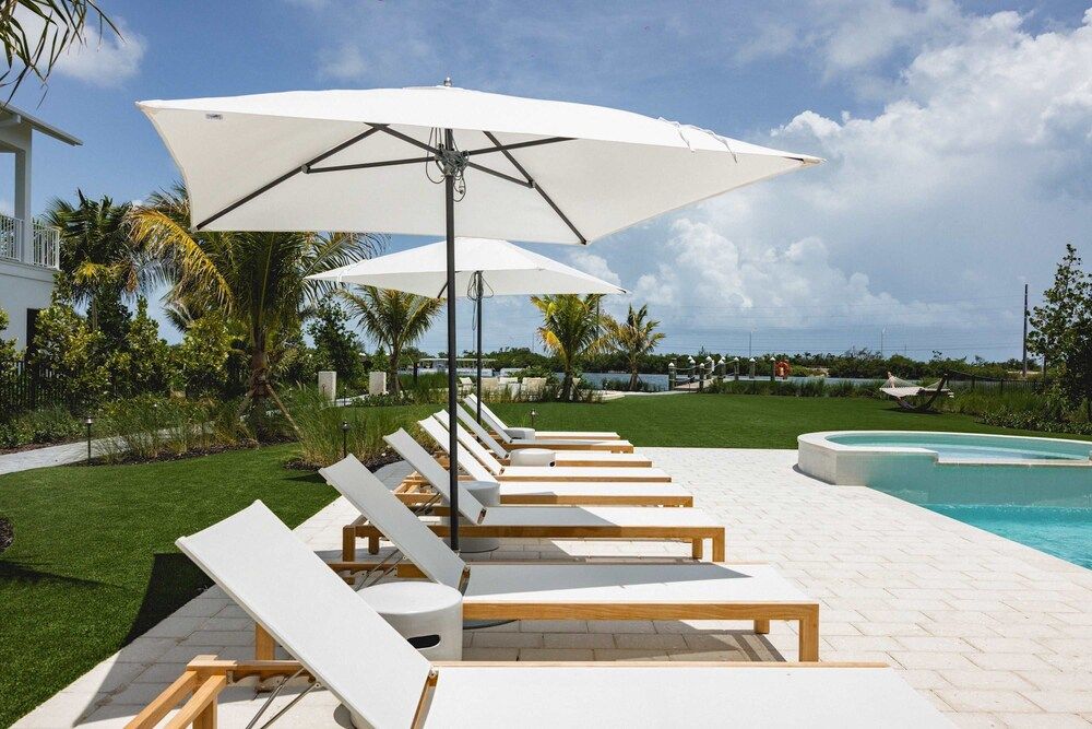 New Waterfront Home - Dreamside House House 46