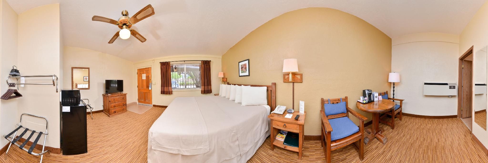 Thunderbird Lodge