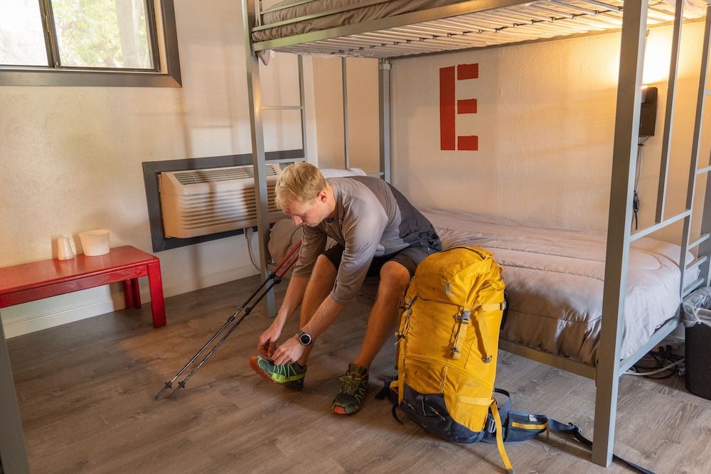 The Junction Hotel and Hostel Basic Shared Dormitory 3