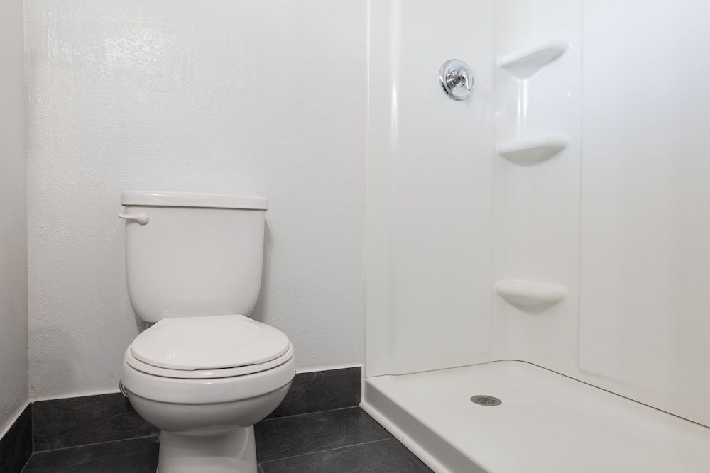 The Junction Hotel and Hostel Basic Shared Dormitory, Women only 4